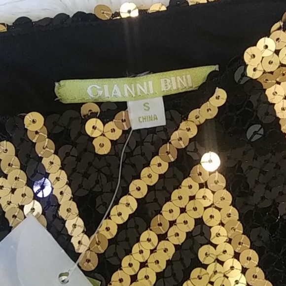 Dress - Picture 2 of 4